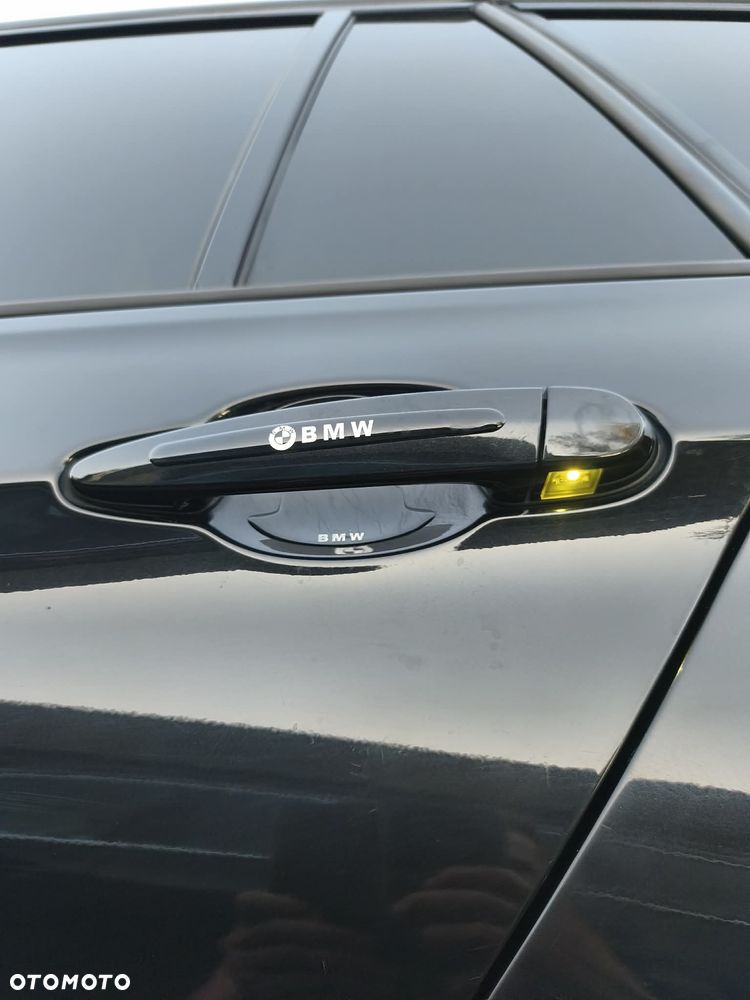 BMW Seria 3 318d Sport Line - 3