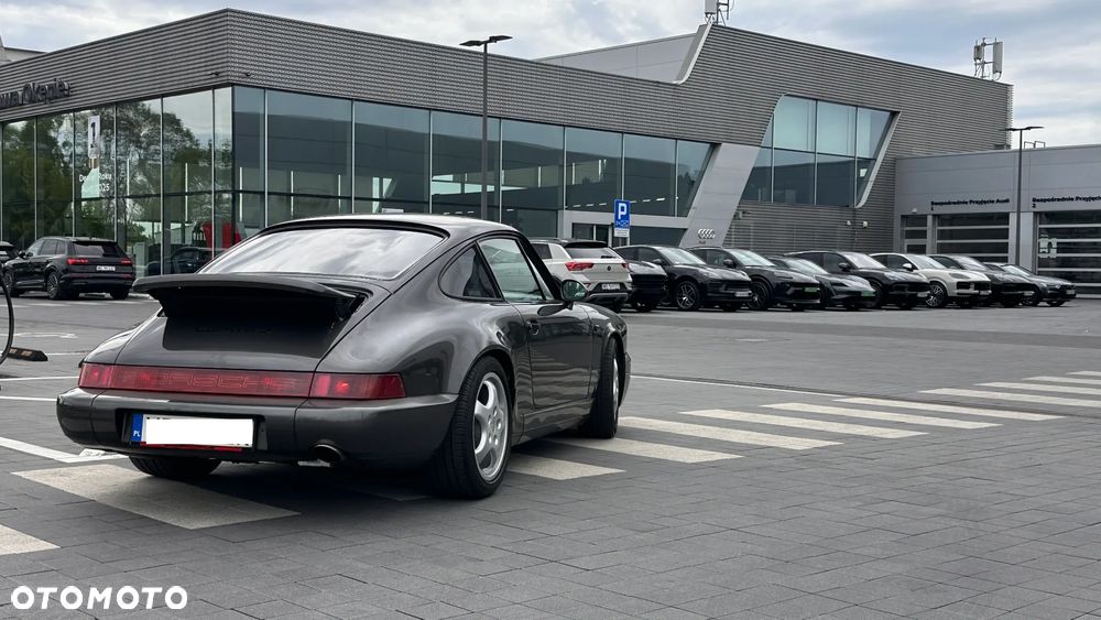 Porsche 911 - 16