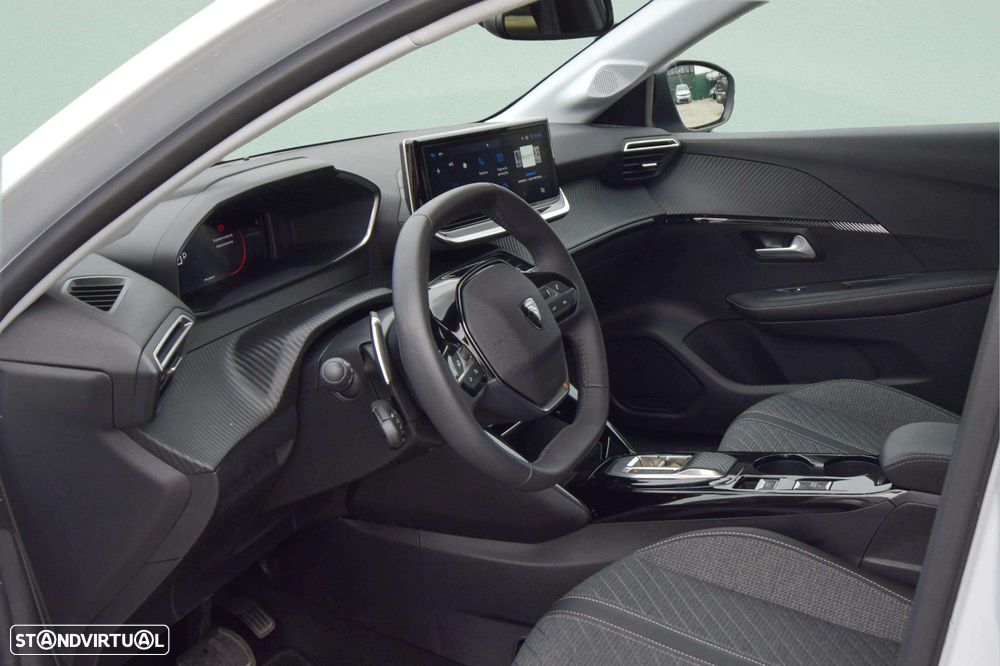 Peugeot 208 1.2 Hybrid Allure e-DCS6 - 9