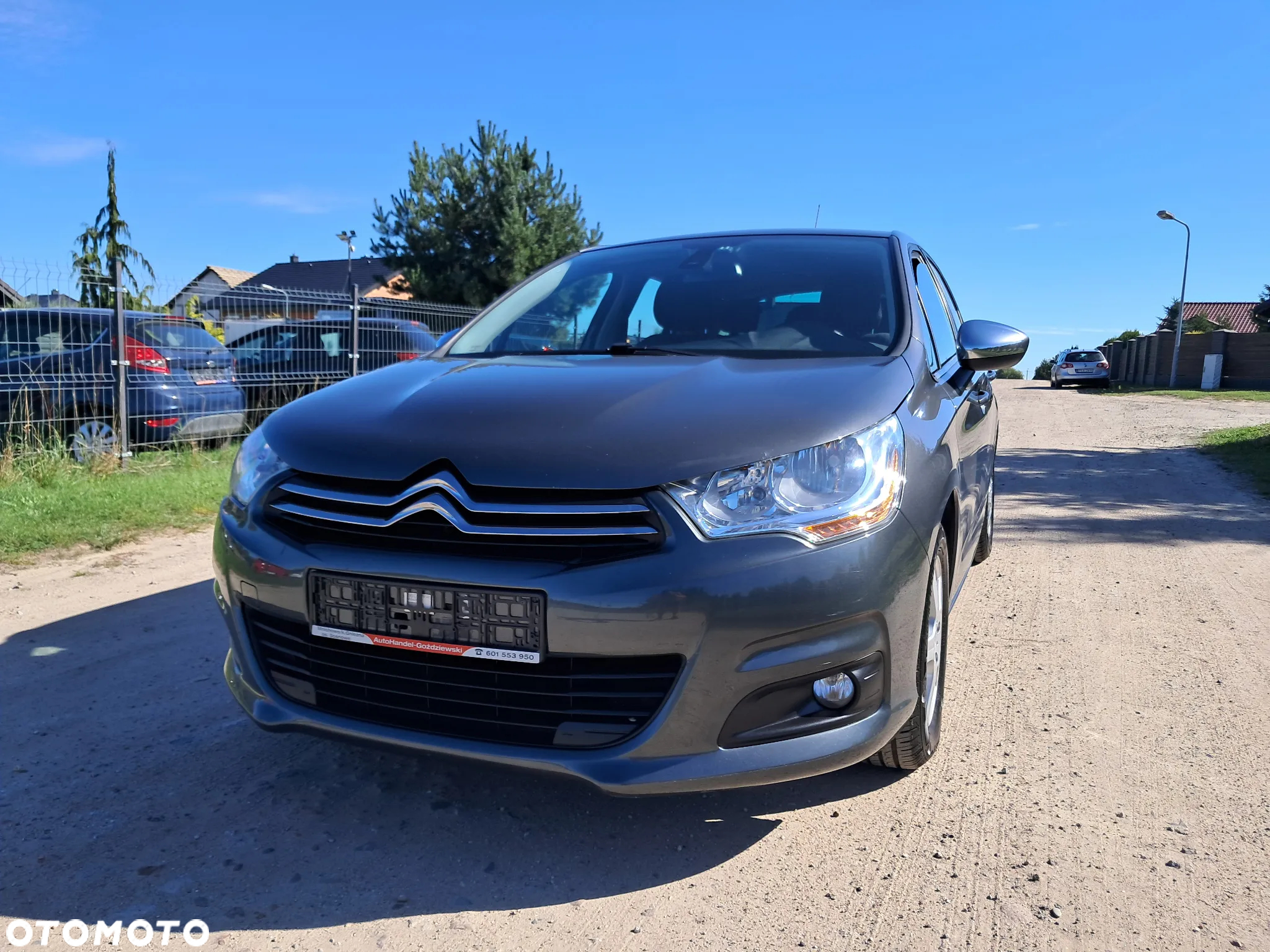 Citroën C4 e-HDi 115 Exclusive - 2
