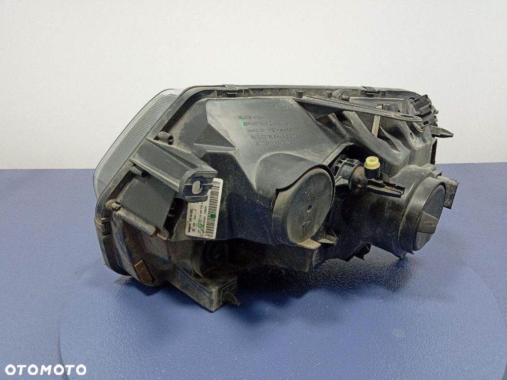 DACIA DUSTER I LIFT 13- REFLEKTOR PRAWY LAMPA PRZÓD 260100156R - 3