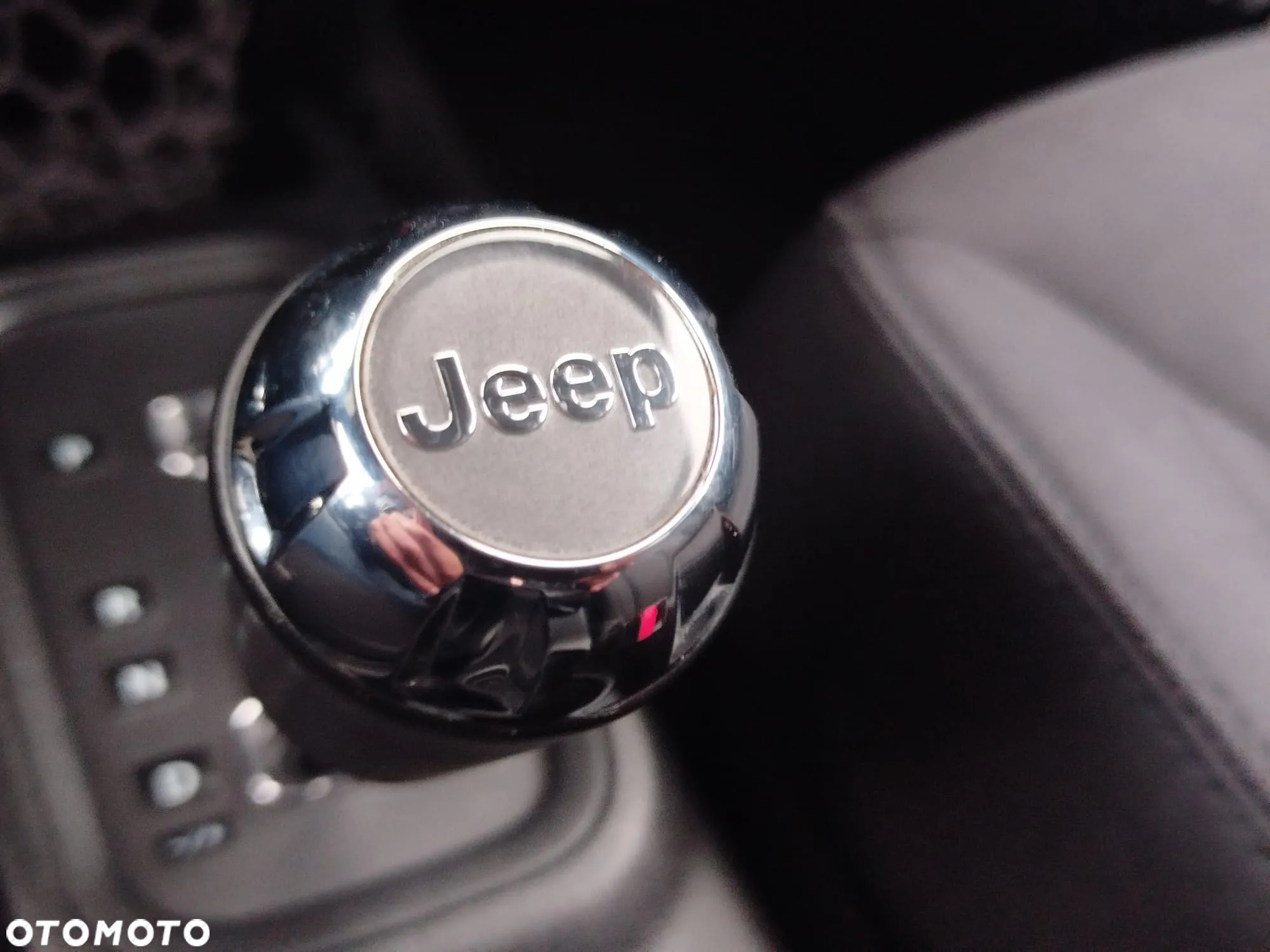 Jeep Wrangler 3.6 Unlim Sahara - 5