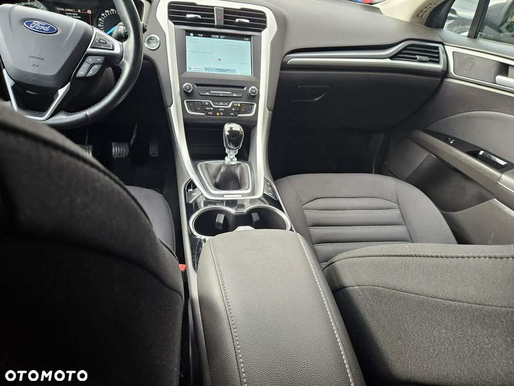 Ford Mondeo - 16