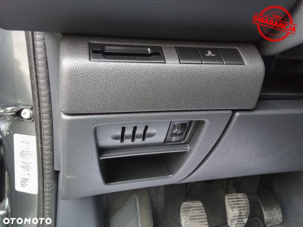 Peugeot 3008 120 VTi Premium - 24