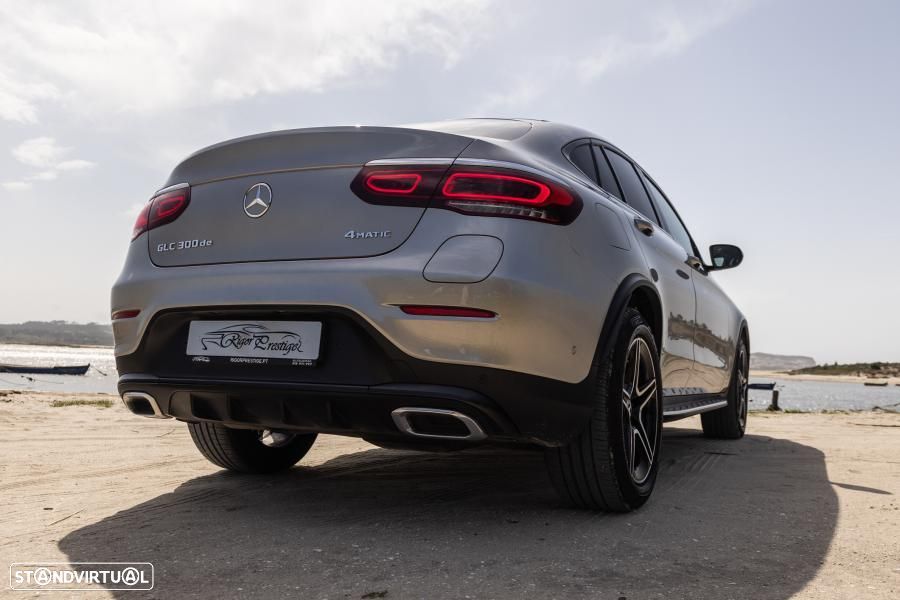 Mercedes-Benz GLC 300 e Coupe 4Matic - 19