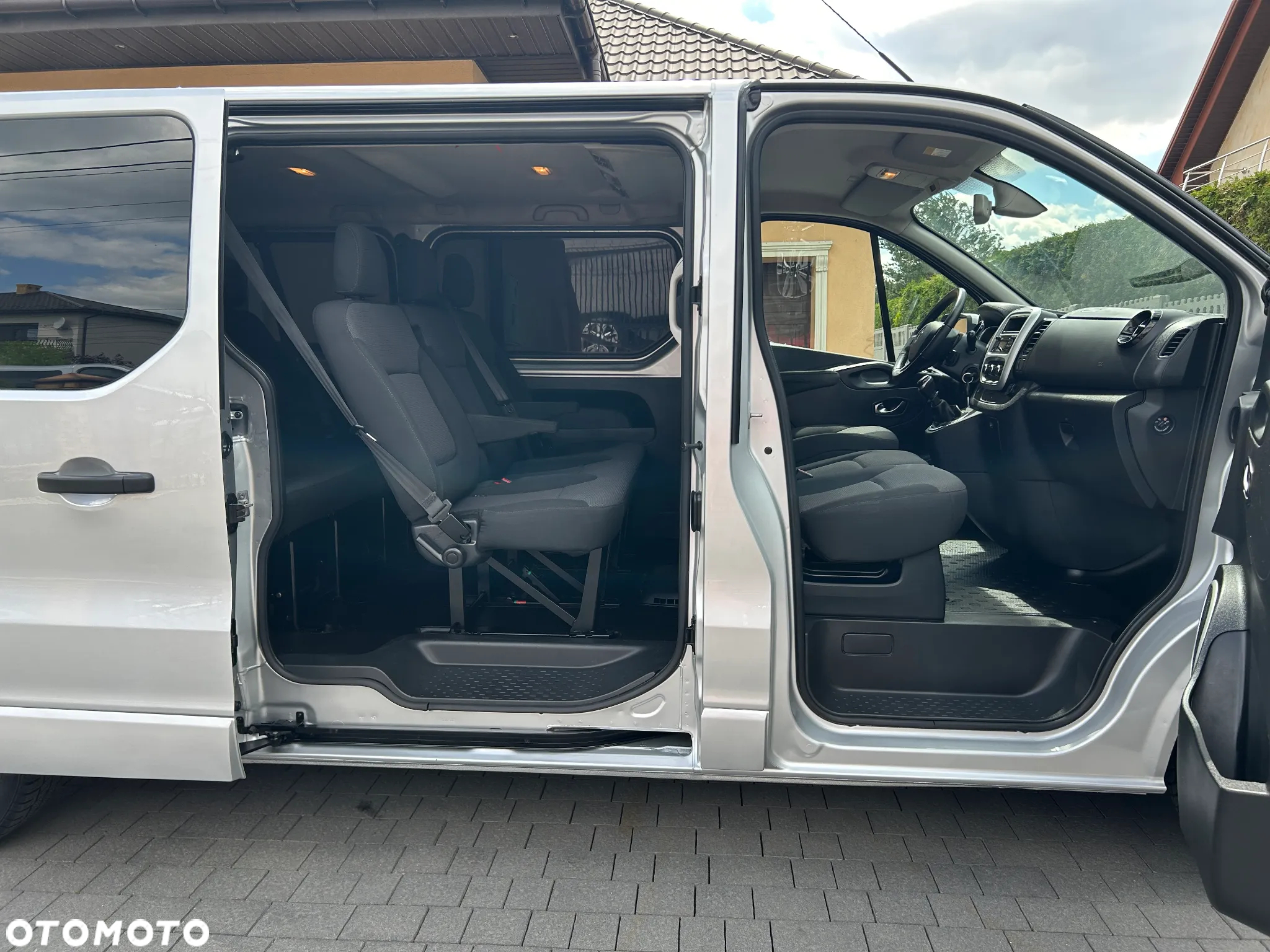 Renault Trafic Kombi 2.0 dCi L2 HD Pack Clim - 21