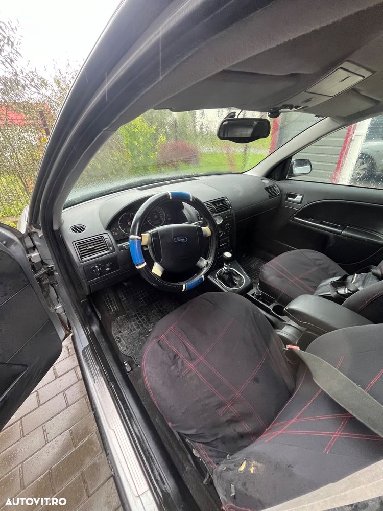 Ford Mondeo 2.0TDCi Ambiente - 5
