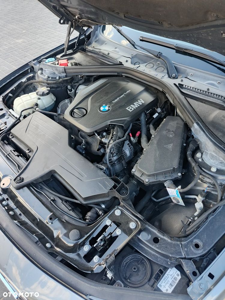 BMW Seria 3 318d - 8