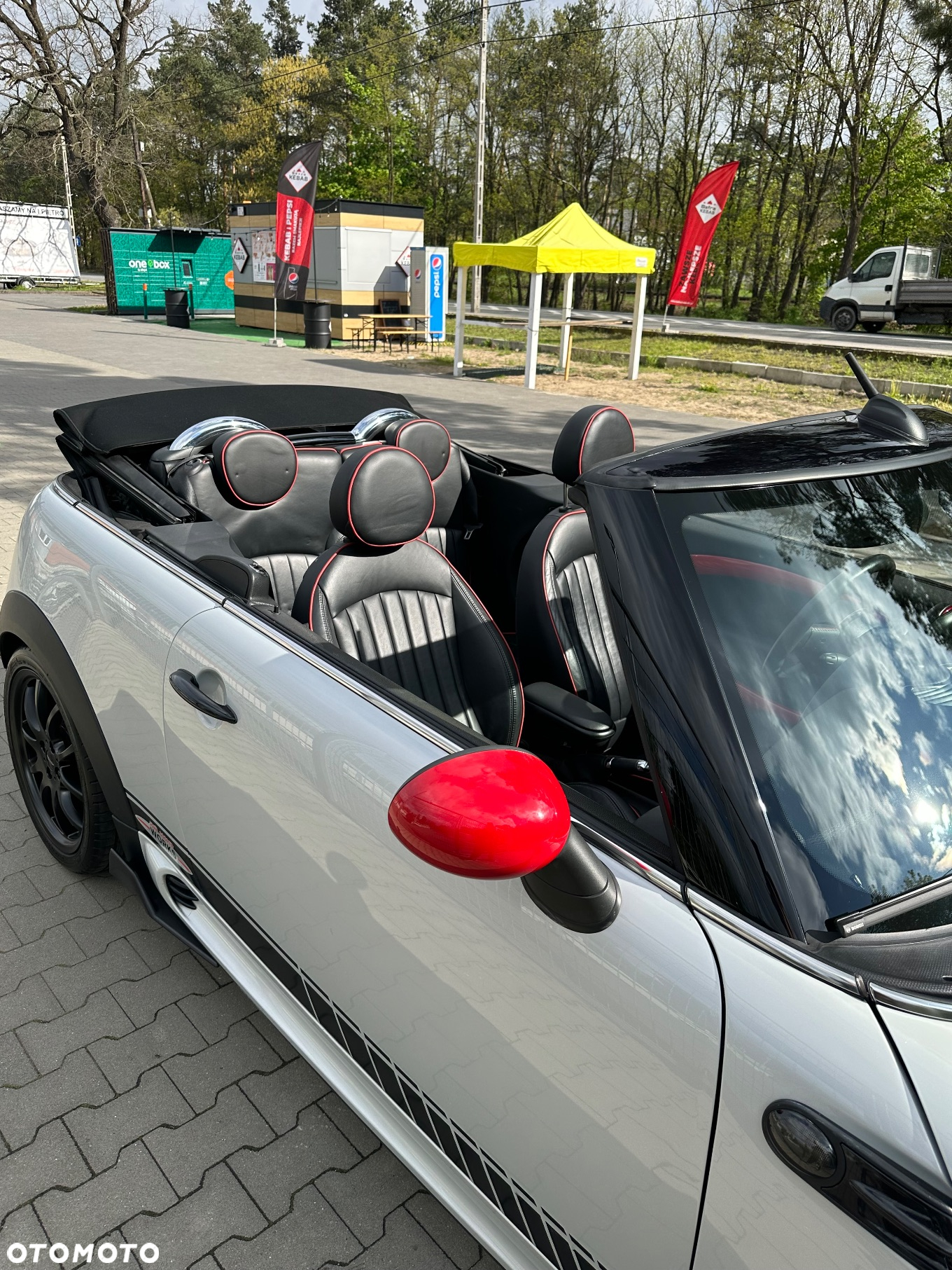 MINI John Cooper Works Cabrio - 9