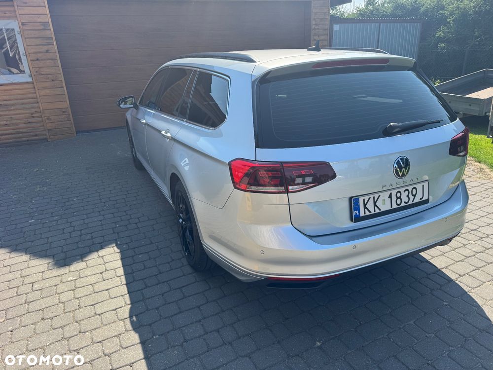 Volkswagen Passat 2.0 TDI SCR Comfortline DSG - 4