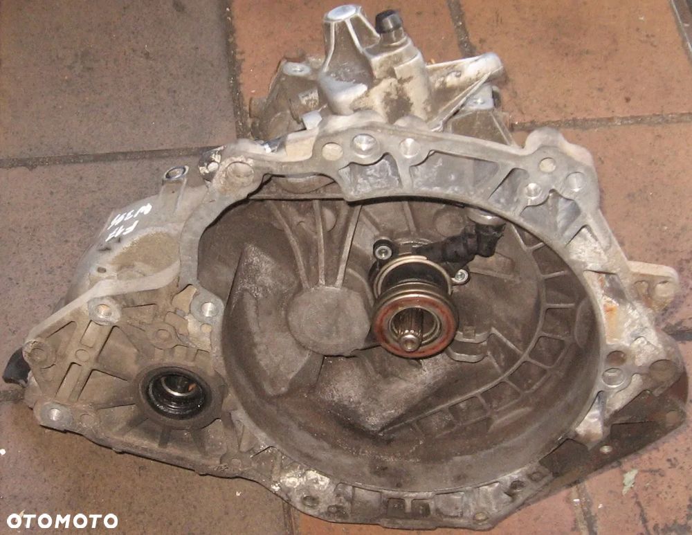 F17 W394 skrzynia biegów CORSA C COMBO MERIVA A 1.3 CDTI OPEL - 2