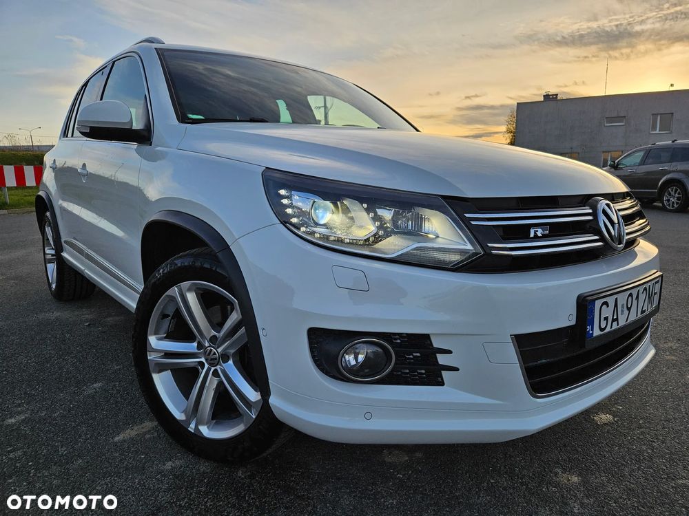 Volkswagen Tiguan 2.0 TDI SCR 4MOTION BlueMotion Technology DSG Sport & Style - 4