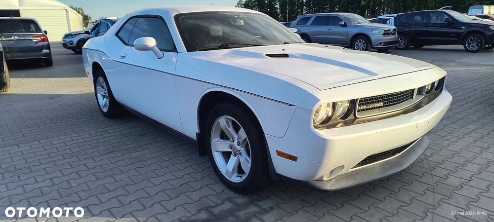 Dodge Challenger - 1