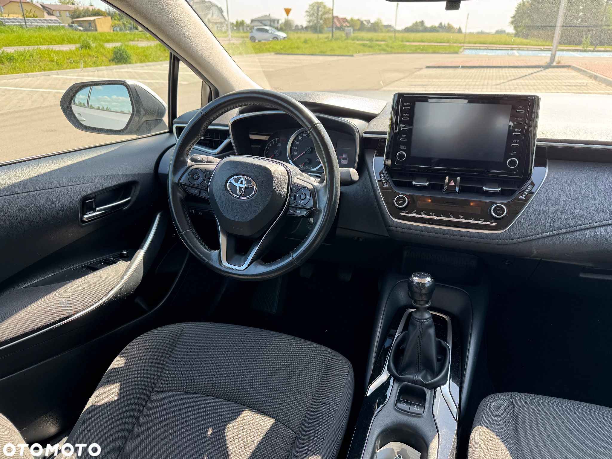Toyota Corolla 1.6 Comfort - 26