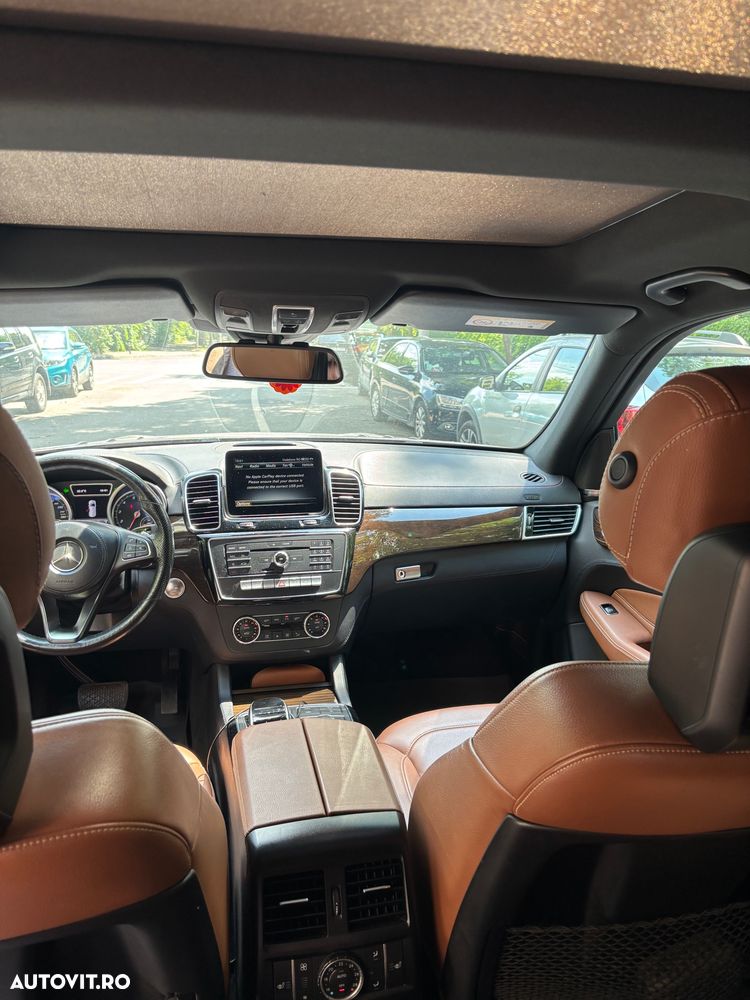 Mercedes-Benz GLS 400 4MATIC Aut - 3