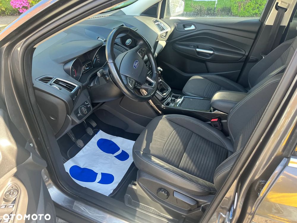 Ford Kuga 2.0 TDCi FWD Titanium - 8