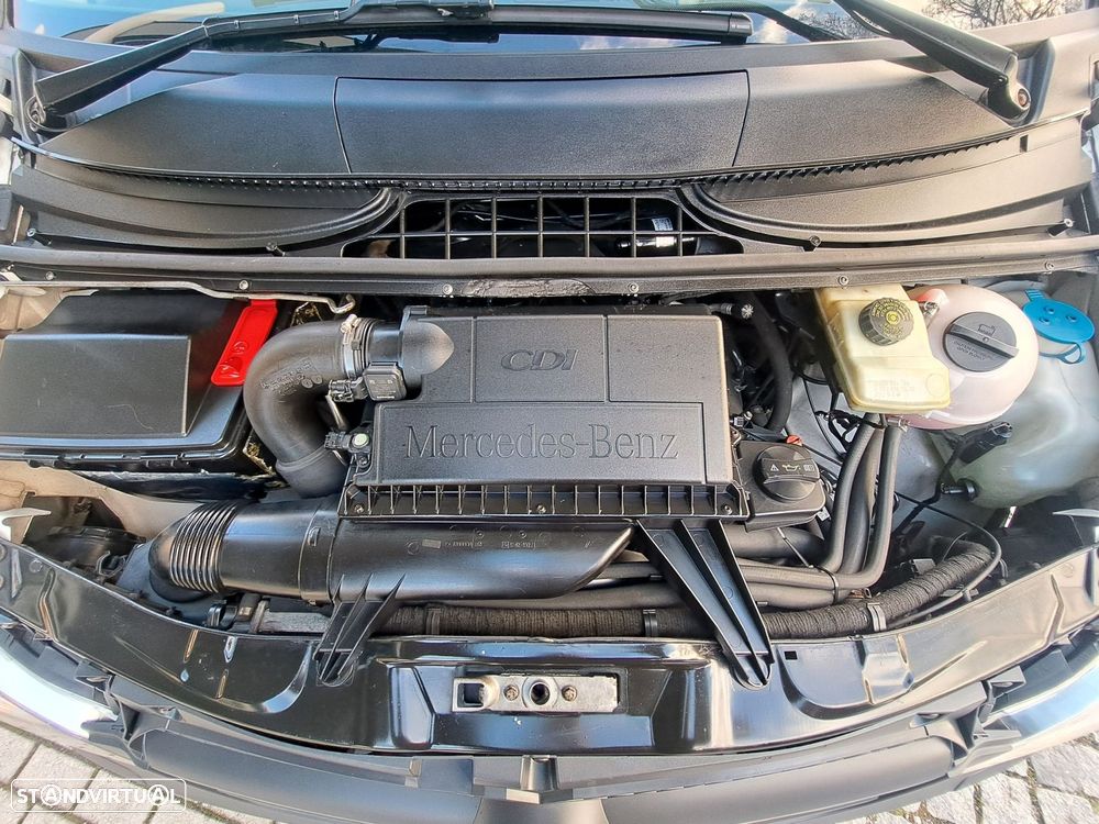 Mercedes-Benz Vito Tourer - 23