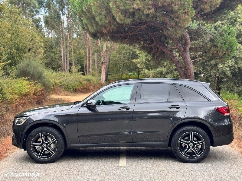 Mercedes-Benz GLC 300 - 11