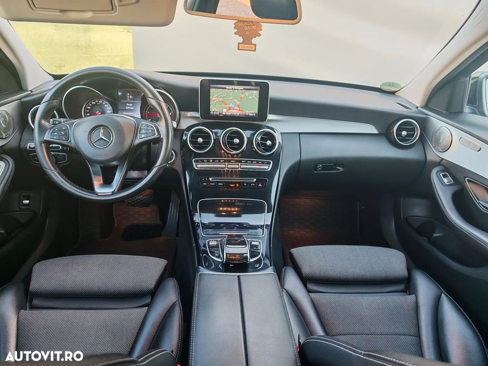 Mercedes-Benz C - 16