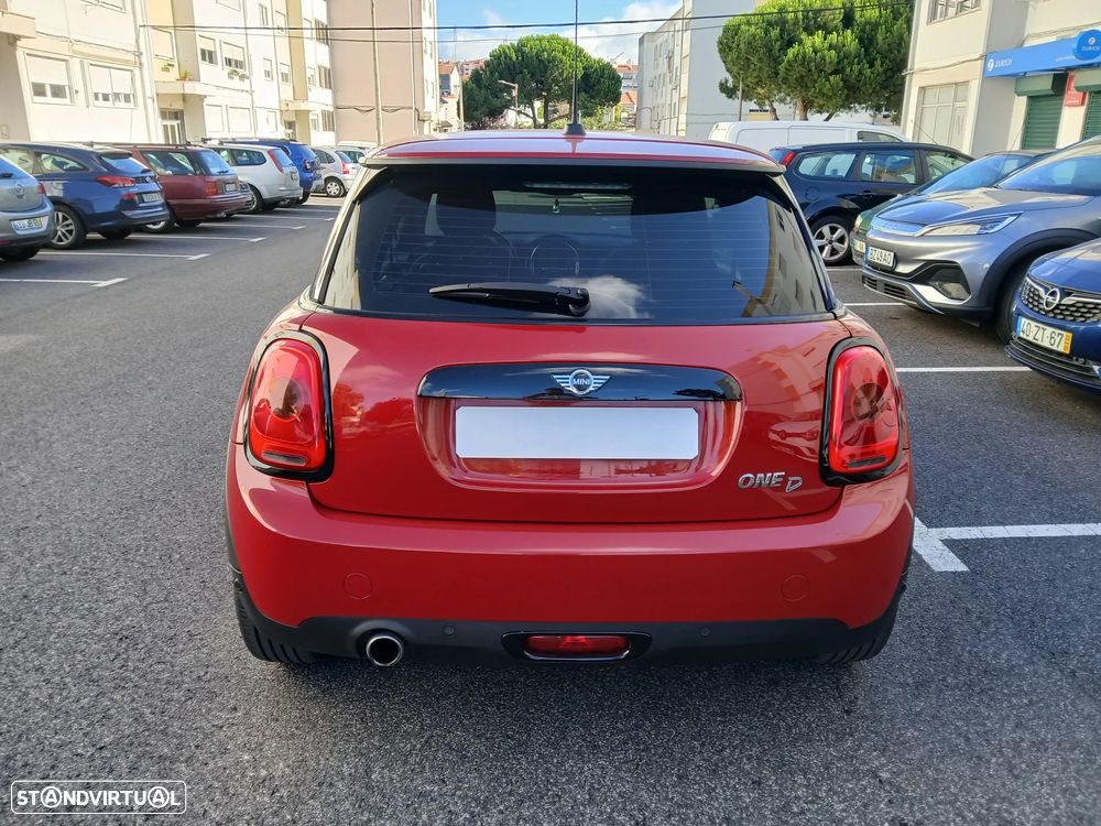 MINI 3 Portas One D - 4