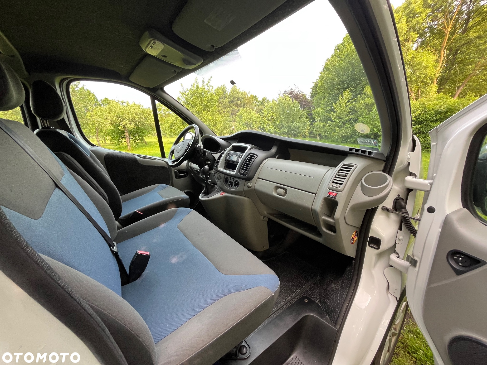 Renault Trafic - 12