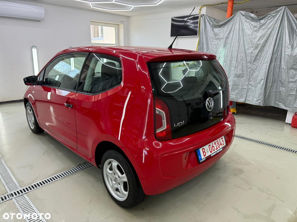 Volkswagen up! - 16