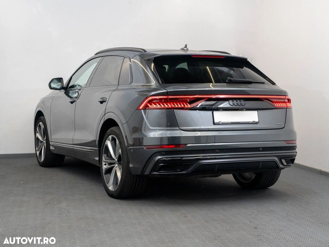 Audi Q8 - 3
