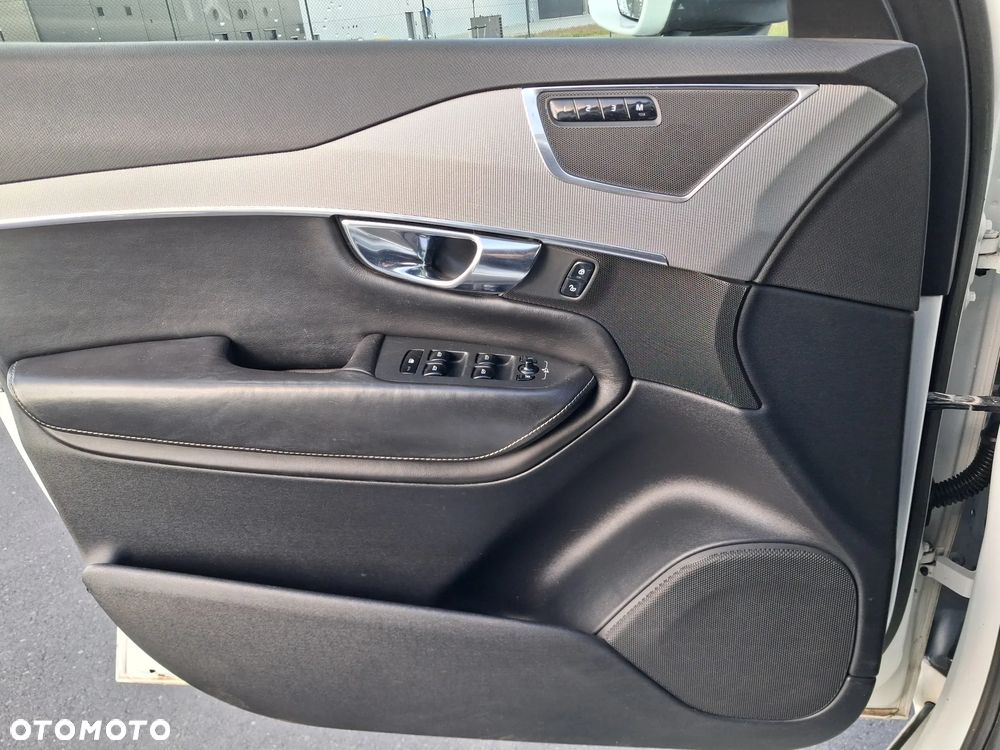 Volvo XC 90 T6 AWD Inscription - 27