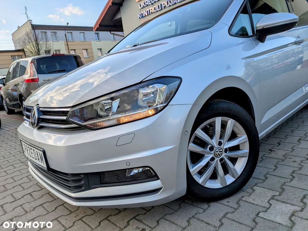 Volkswagen Touran 1.6 TDI SCR (BlueMotion Technology) SOUND - 3
