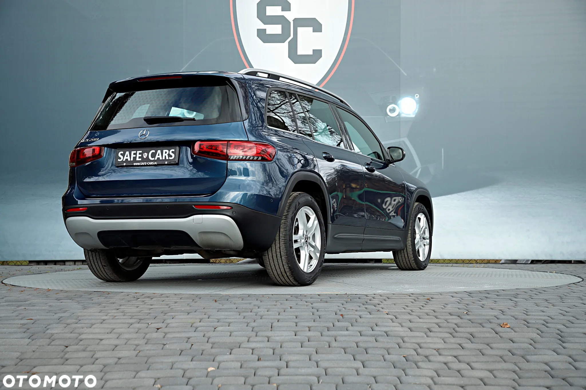 Mercedes-Benz GLB 200 7G-DCT - 10