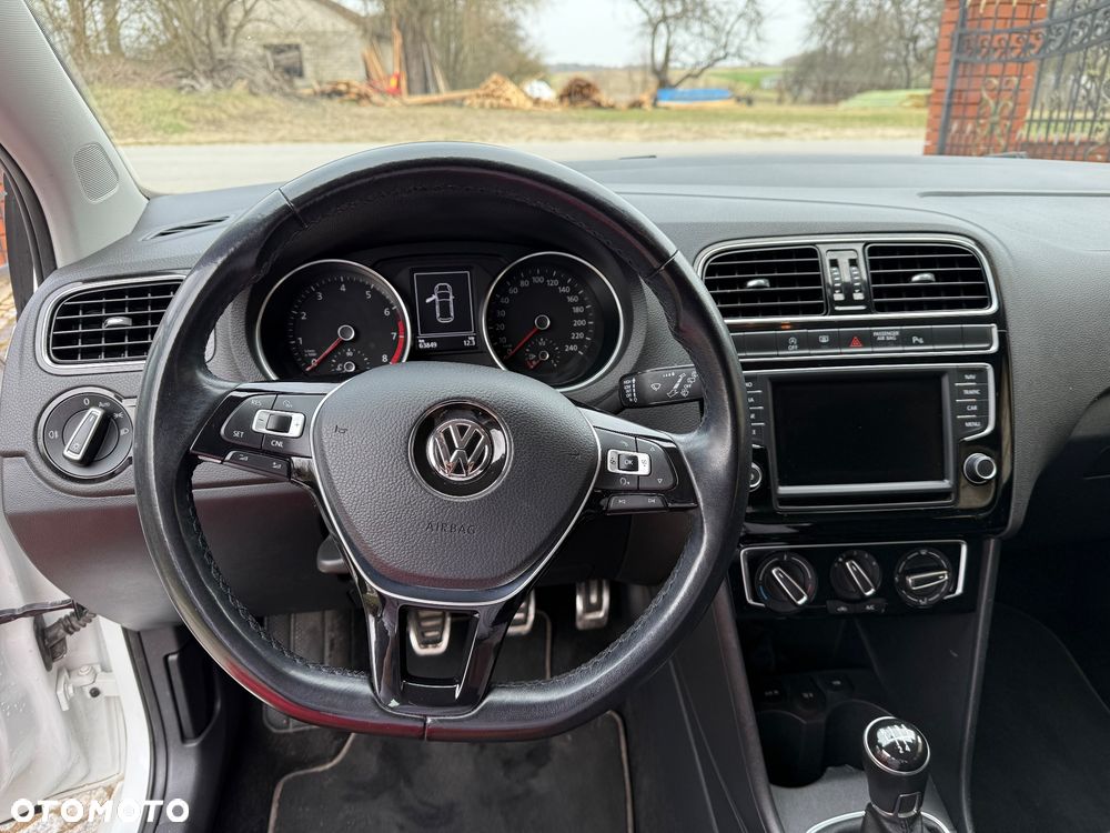 Volkswagen Polo 1.2 TSI BMT Highline - 10
