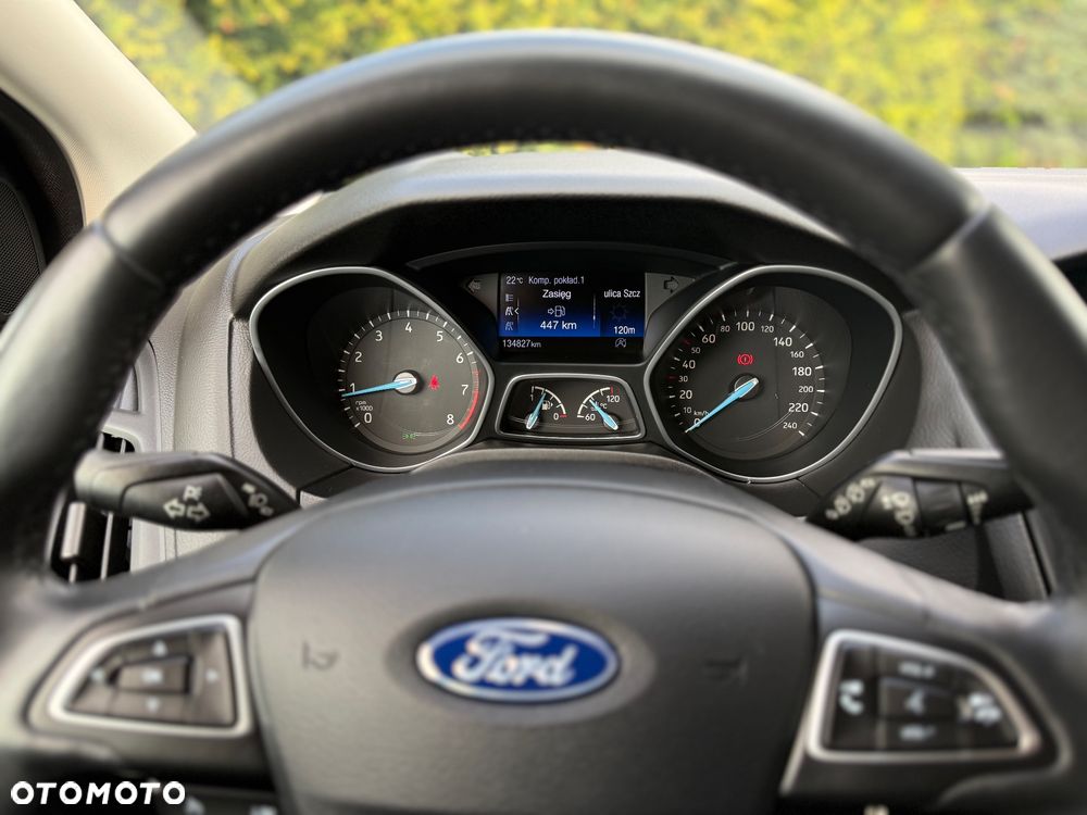 Ford Focus 1.0 EcoBoost Trend - 23