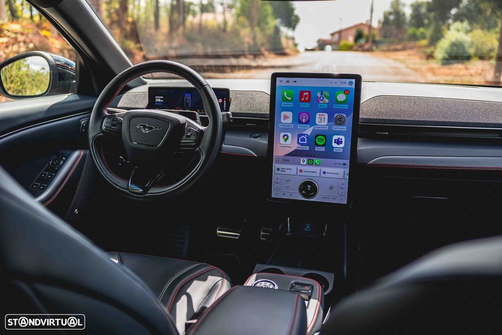 Ford Mustang Mach-E AWD PREMIUM - 14