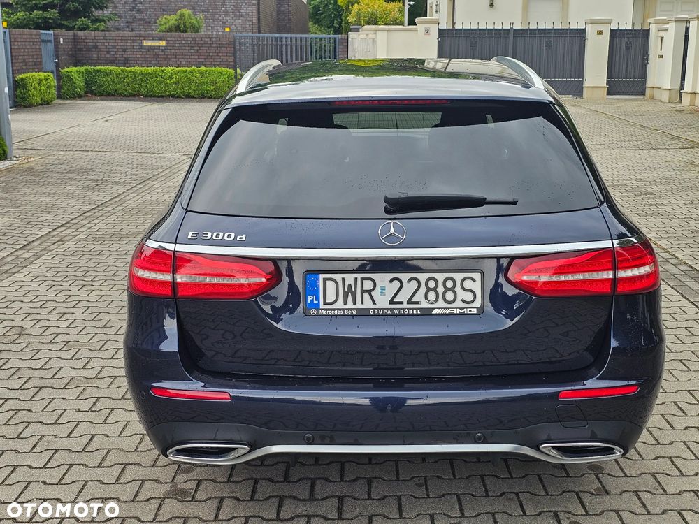 Mercedes-Benz Klasa E 300 d 9G-TRONIC AMG Line - 12