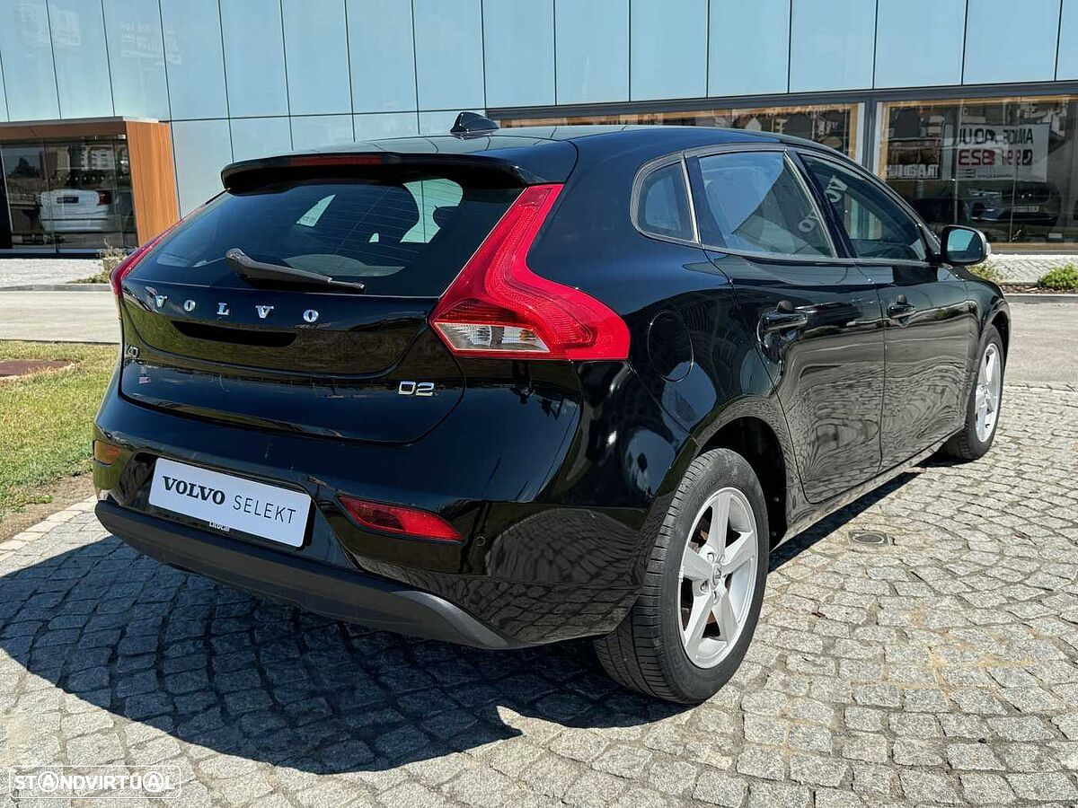 Volvo V40 2.0 D2 Kinetic Geartronic - 8