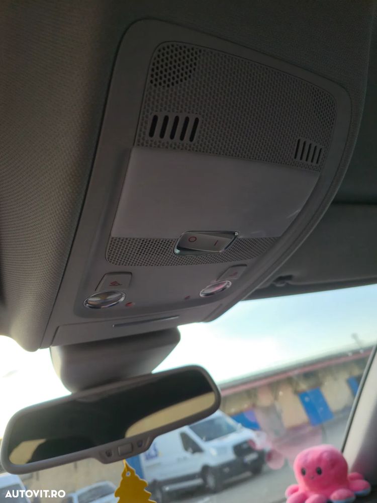 Audi A4 Avant 2.0 TDI Multitronic - 9