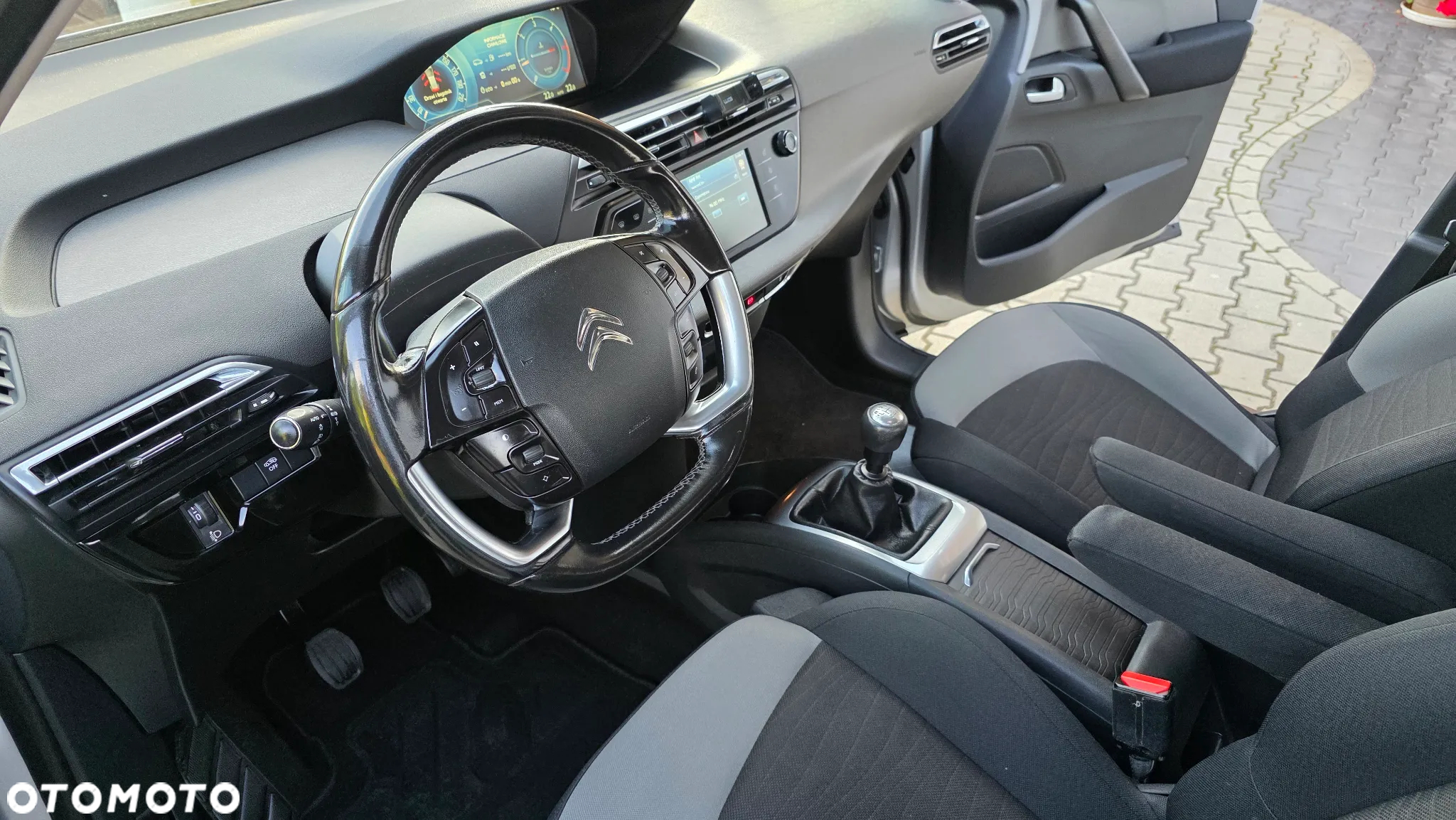 Citroën C4 Grand Picasso 2.0 HDi Exclusive - 17