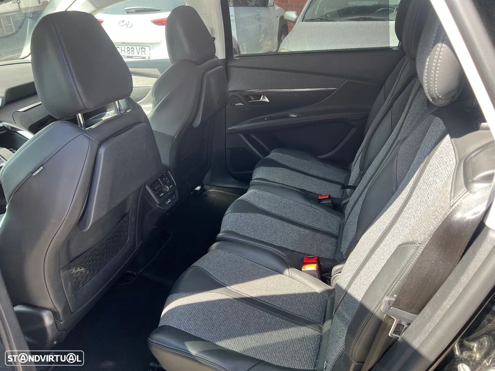 Peugeot 5008 BlueHDI 130 EAT8 Allure Pack - 15