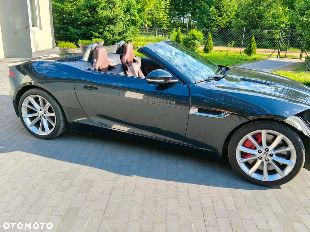 Jaguar F-Type S - 10