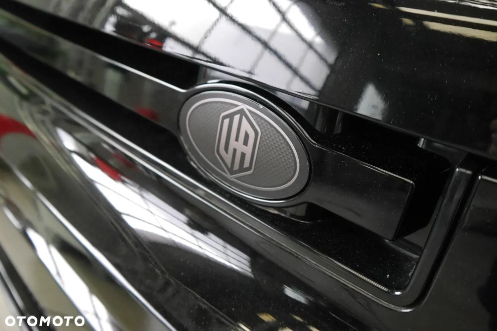 Land Rover Defender 3.0 D300 mHEV X-Dynamic SE - 13