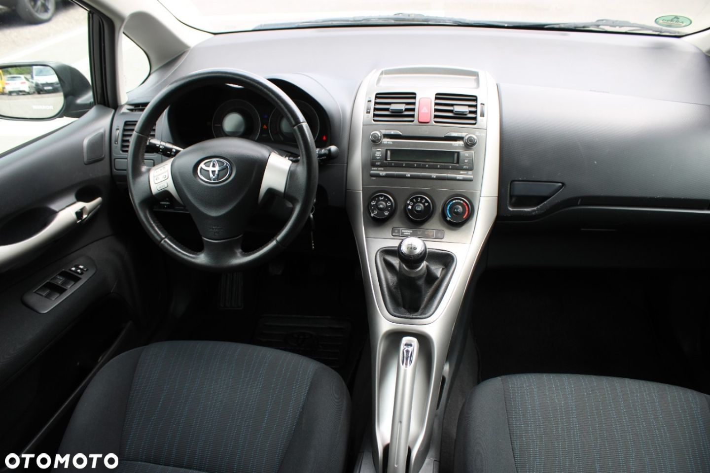 Toyota Auris - 31