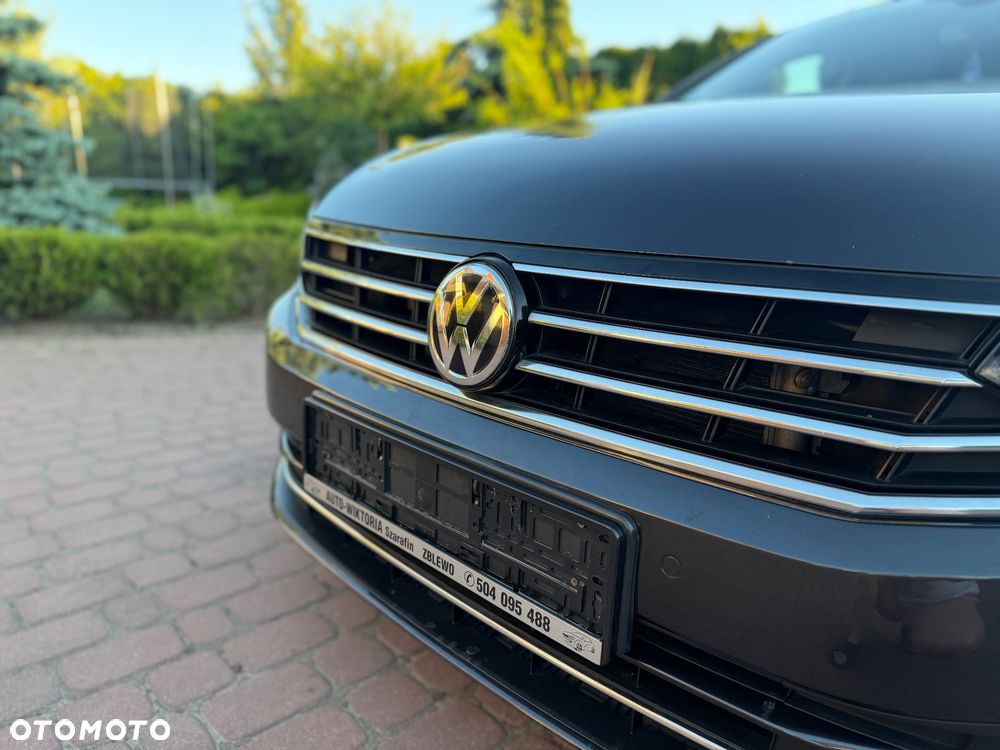 Volkswagen Passat 2.0 TDI SCR DSG Business - 9