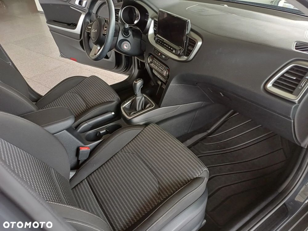 Kia XCeed 1.5 T-GDI L - 13