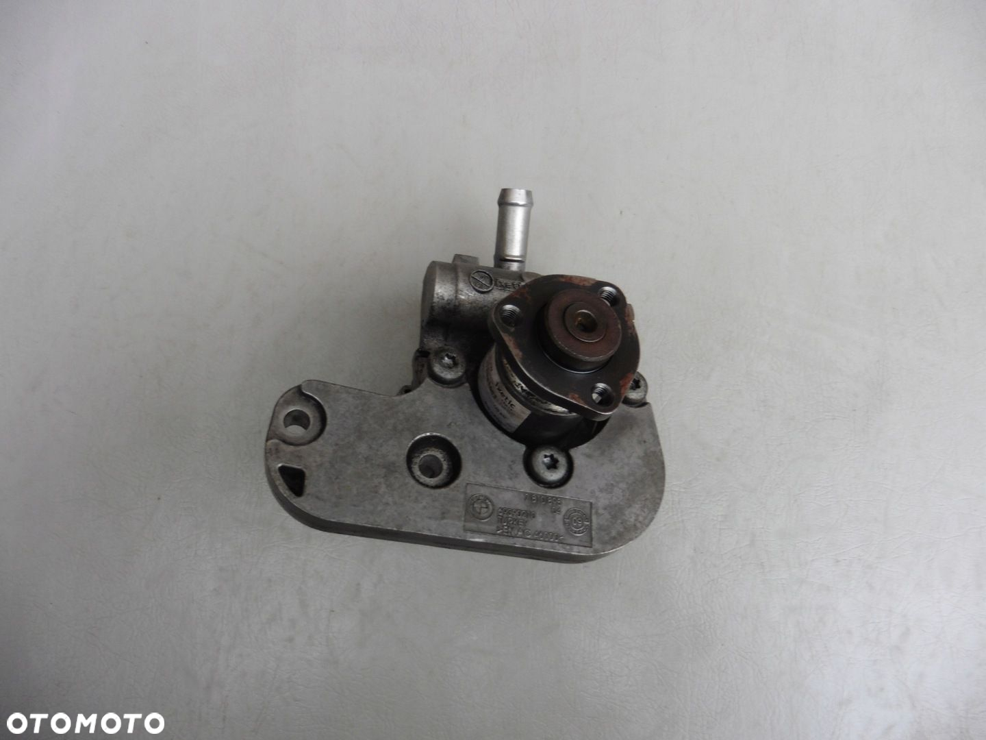 Pompa wspomagania BMW X1 E84 E87 E90 E91 E92 2,0 D N47 19A11 - 4