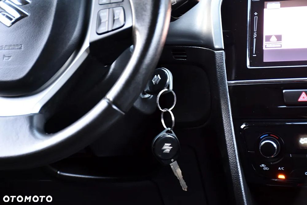 Suzuki Vitara 1.6 DDiS (4x4) Allgrip Comfort+ - 22