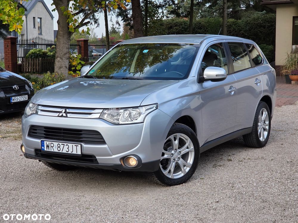 Mitsubishi Outlander - 1