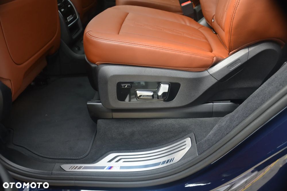 BMW X7 - 19