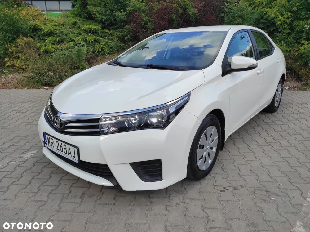 Toyota Corolla - 1