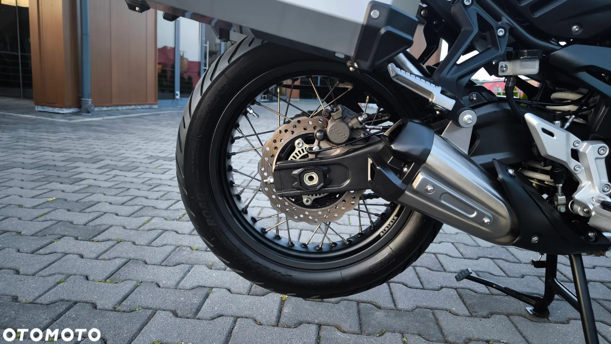 VOGE 500DSX - 34