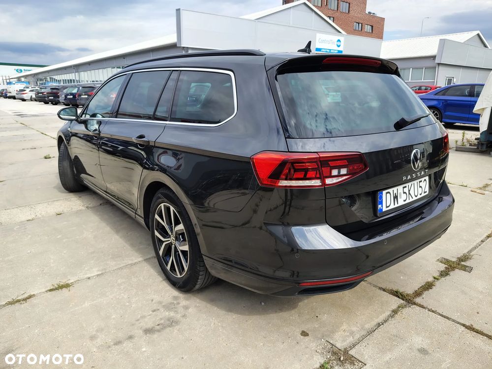 Volkswagen Passat 2.0 TSI Business DSG - 9